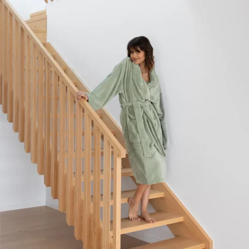 MPRLSTO Microplush Bathrobe sage stairs