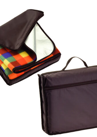 p 4254 Picnic Rug in Carry Bag