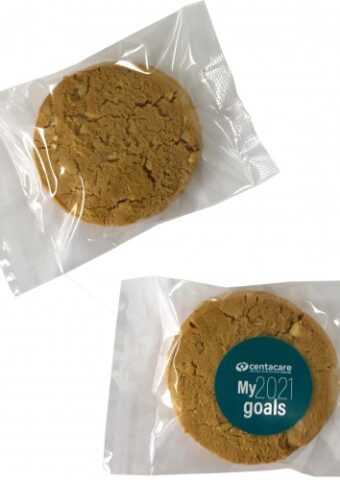 CC095A Big White Chocolate Macadamia Cookie 1