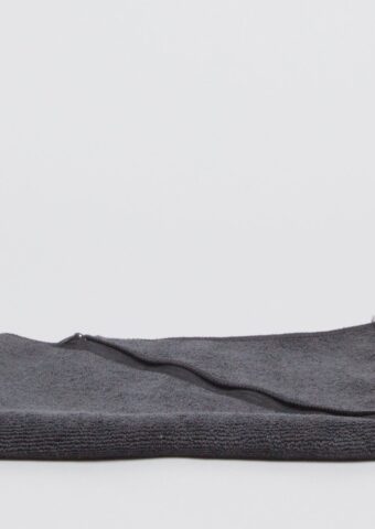 Microfibre Sports Towel Black scaled