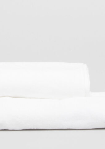 Signature Sports Towels white