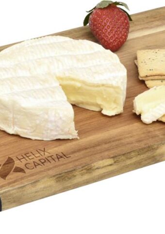 B6830 Ploughman Cheese Board 1