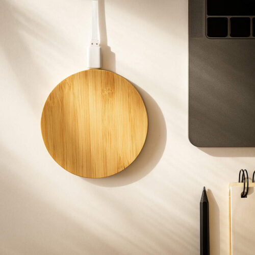 LL0220 Arc Round Bamboo Wirless Charger Lifestyle1